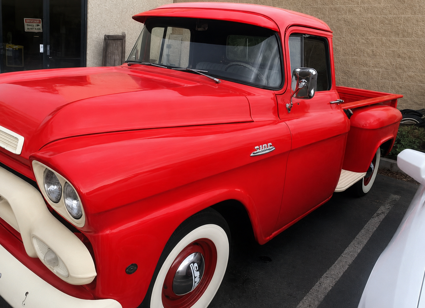 Red1959VintageGMCPickupTruck